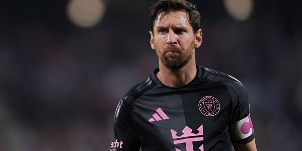 哈兰德和费尔明激活里程碑！里程碑第一都是梅西！